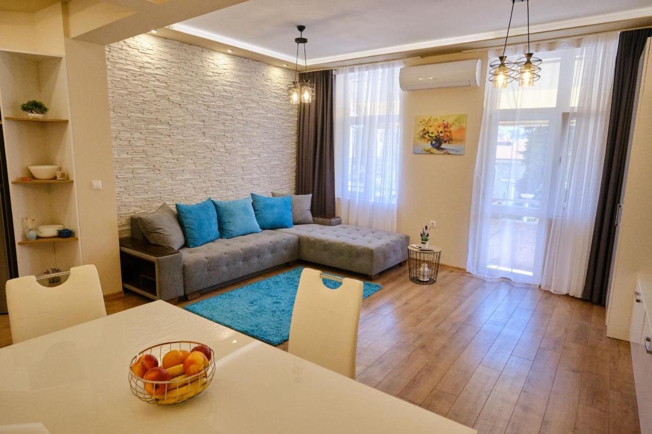 Luxury Nevena Apartment - Bogoridi Super Centre ブルガス エクステリア 写真